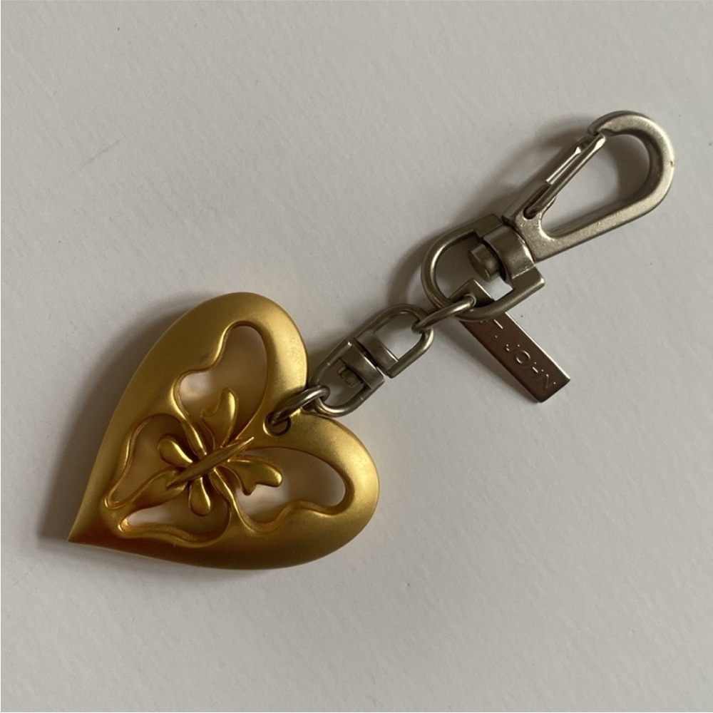 St. John Keyring Heart & Butterfly Matte Gold Tone Key Holder Bag Purse Charm - Picture 7 of 9